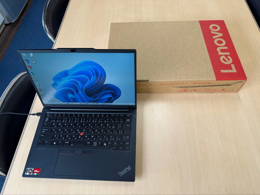 ThinkPad E14 Gen 6 AMD　2025年8月購入　保証残りあり