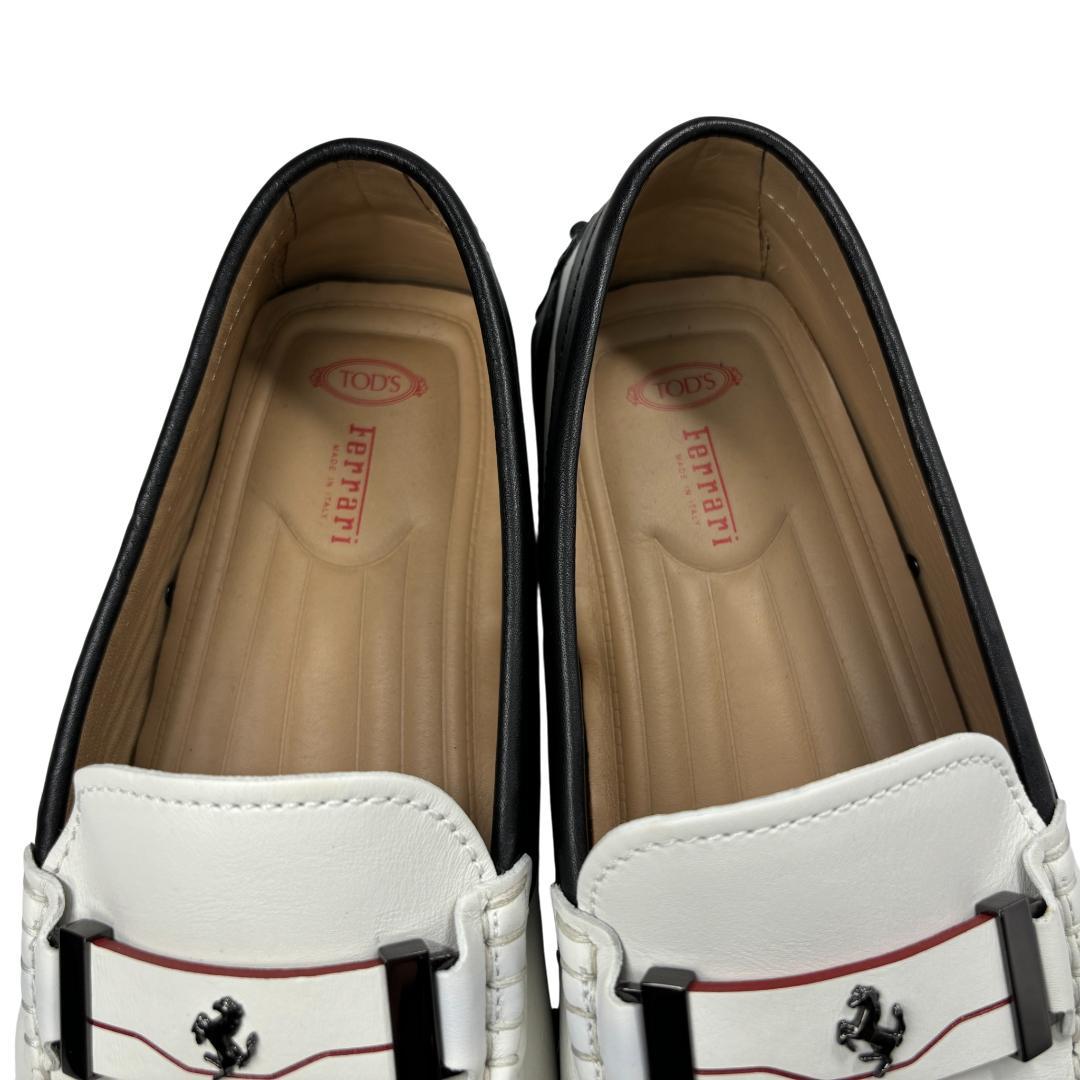 TOD's フェラーリ ドライビングシューズ アイボリー 7 25.5-26cm