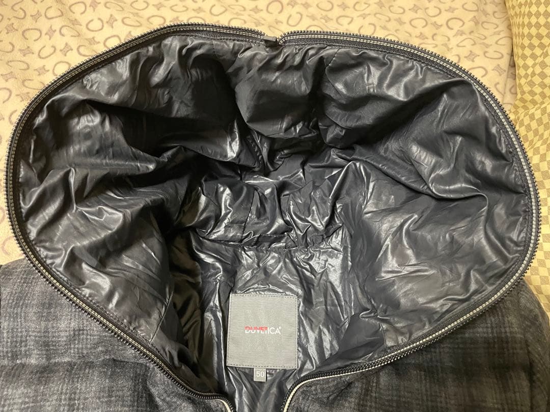 ち*く様 正規品　美品　DUVETICA ディオニシオウール　ダウンジャケット