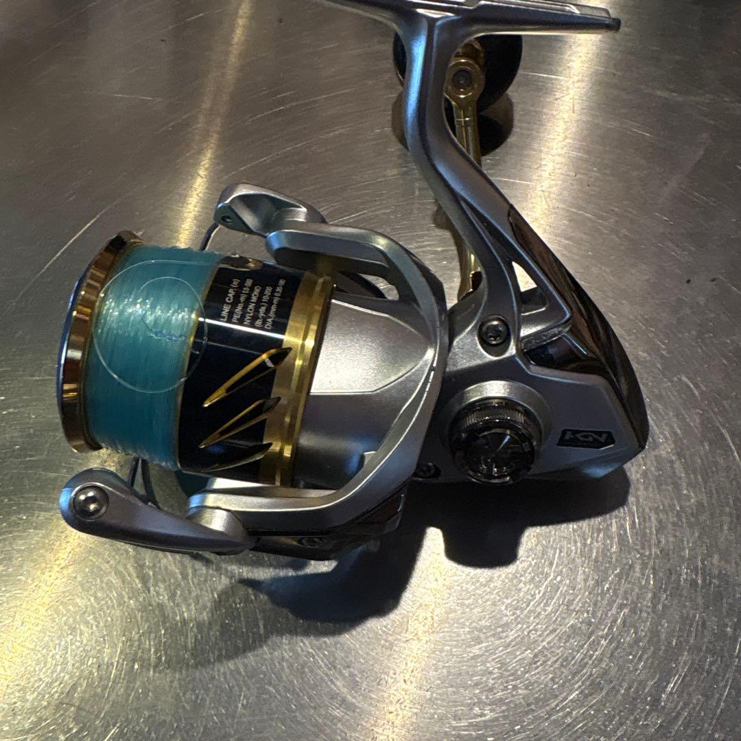 SHIMANO STRADIC SW 4000HG スピニングリール