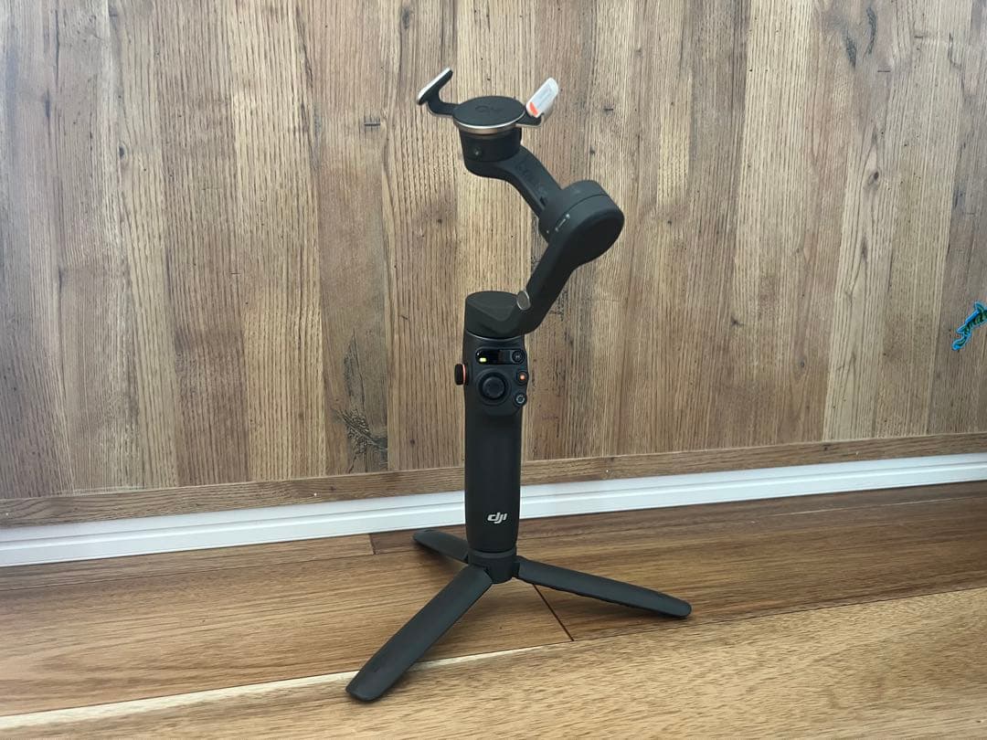 スマホアクセサリー aim