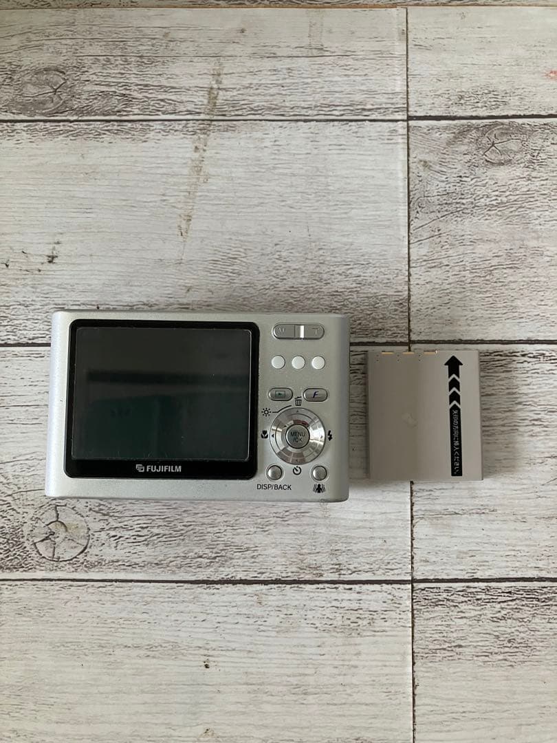 富士フイルム　FINEPIX Z3 コンパクトデジタルカメラ　カラー　ピンク