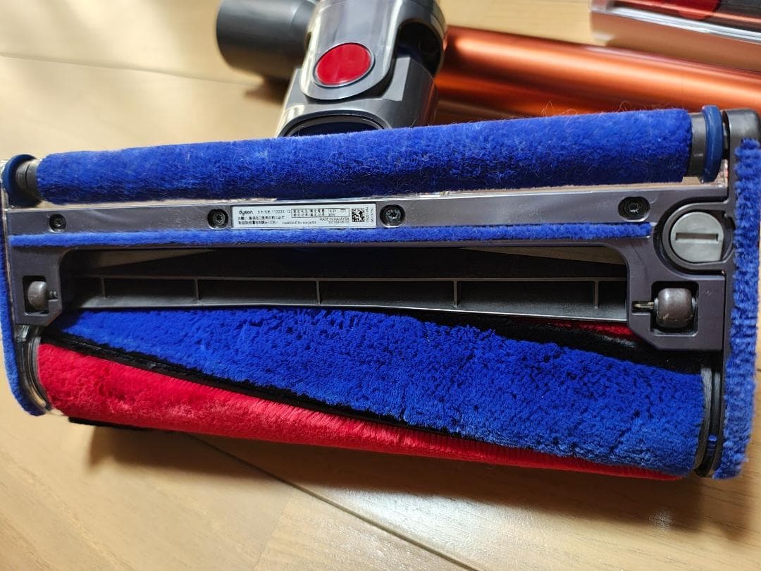 ダイソン★掃除機★V10★ＳV12★純正バッテリー新品と同等★スタンド付き