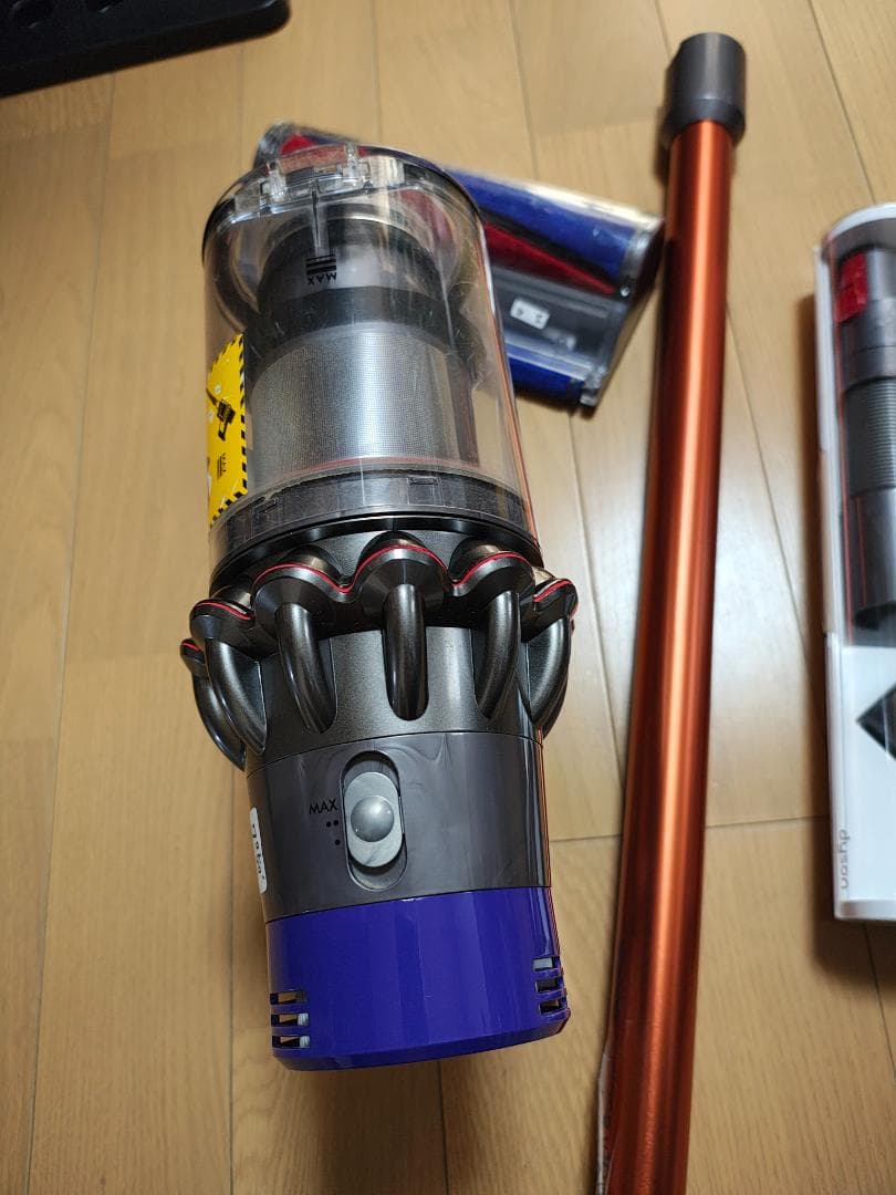 ダイソン★掃除機★V10★ＳV12★純正バッテリー新品と同等★スタンド付き