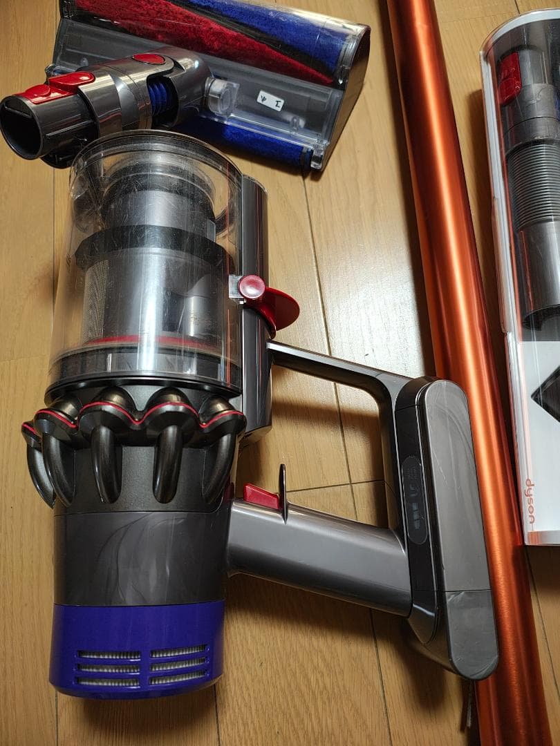 ダイソン★掃除機★V10★ＳV12★純正バッテリー新品と同等★スタンド付き