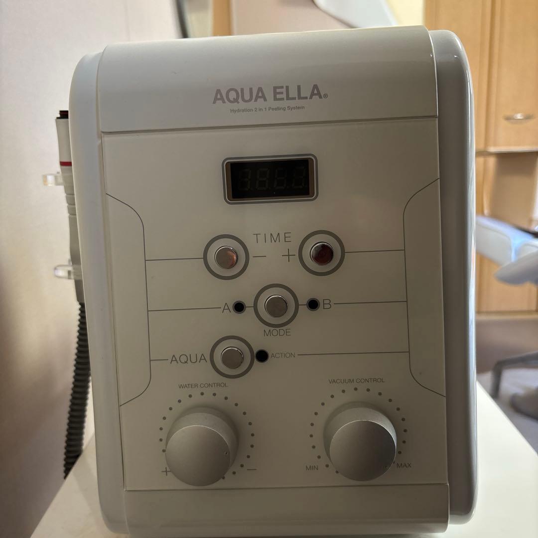 ハイドラフェイシャル AQUA ELLA 毛穴洗浄