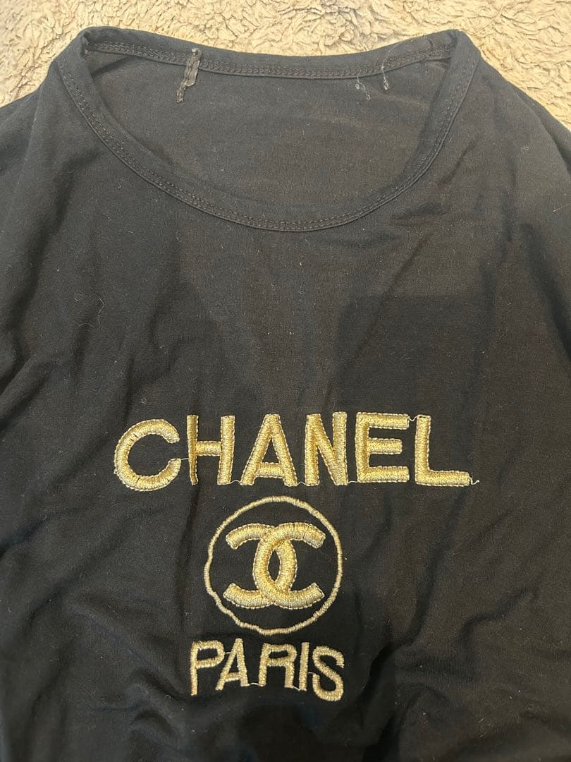 CHANEL PARIS ロゴ入り ブラック長袖Tシャツ