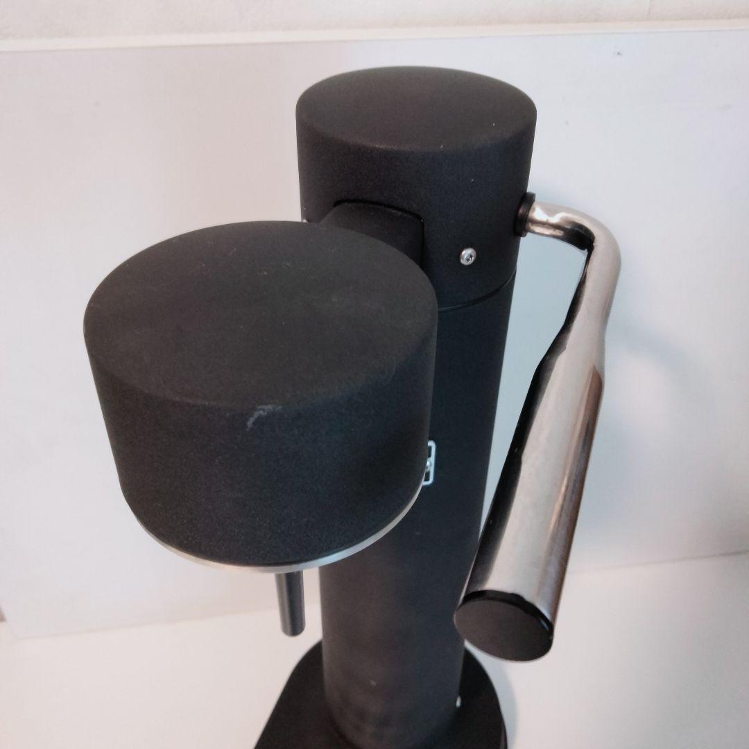 アールケ カーボネーター2　ボトルは新品です　空ガスシリンダー2本付き　　727