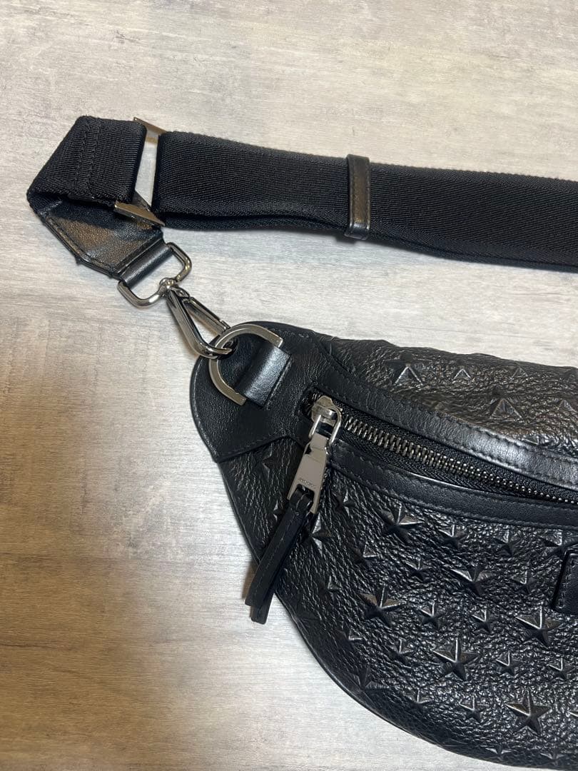 ジミーチュウ　ボディバック