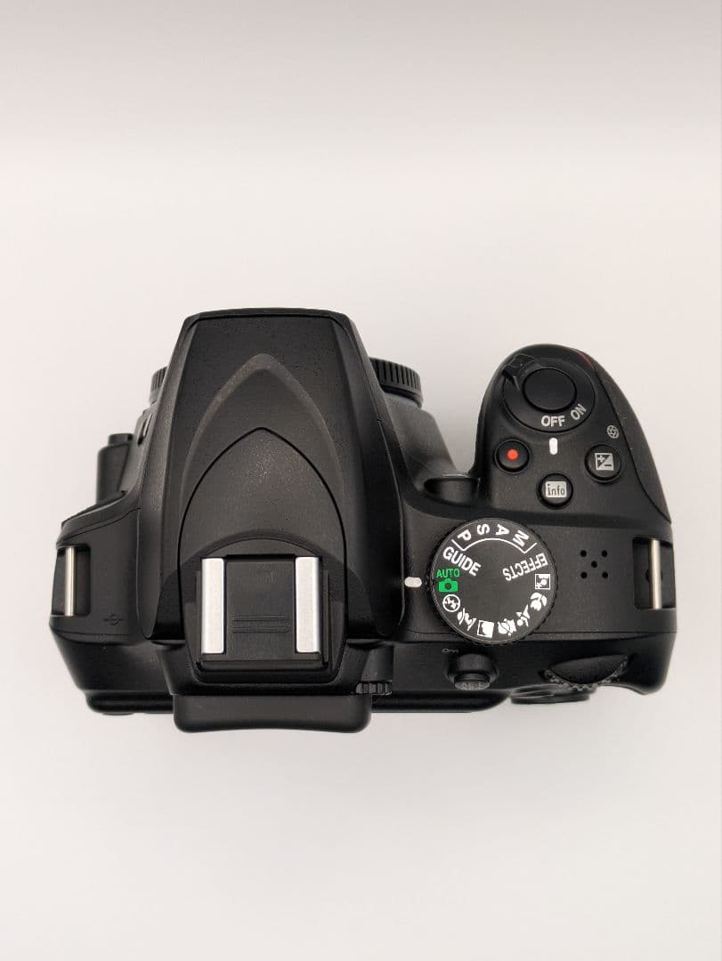 Nikon　D3400 ＋　レンズ　(18-70)