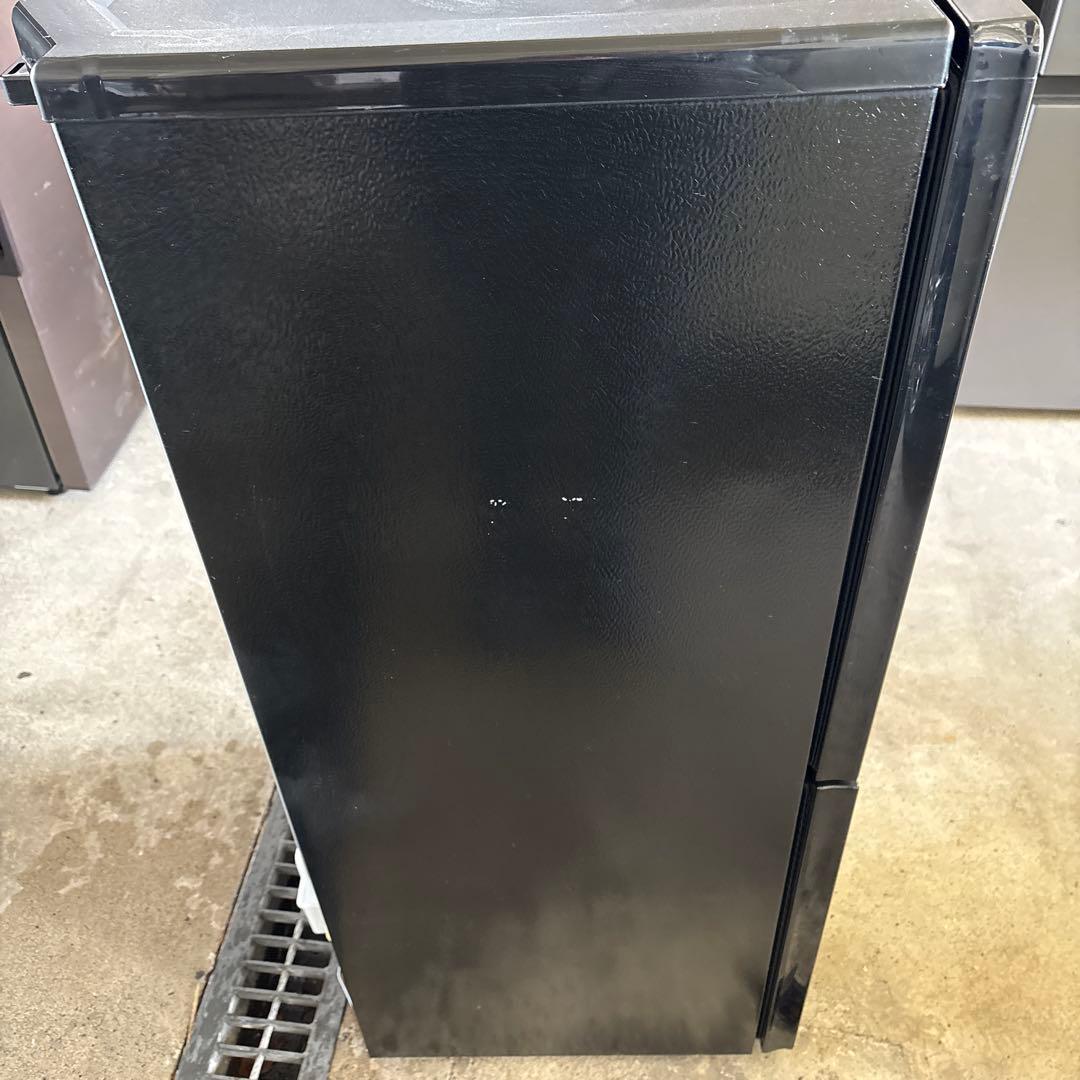 2021年製ミラー仕上げ ブラック冷蔵庫