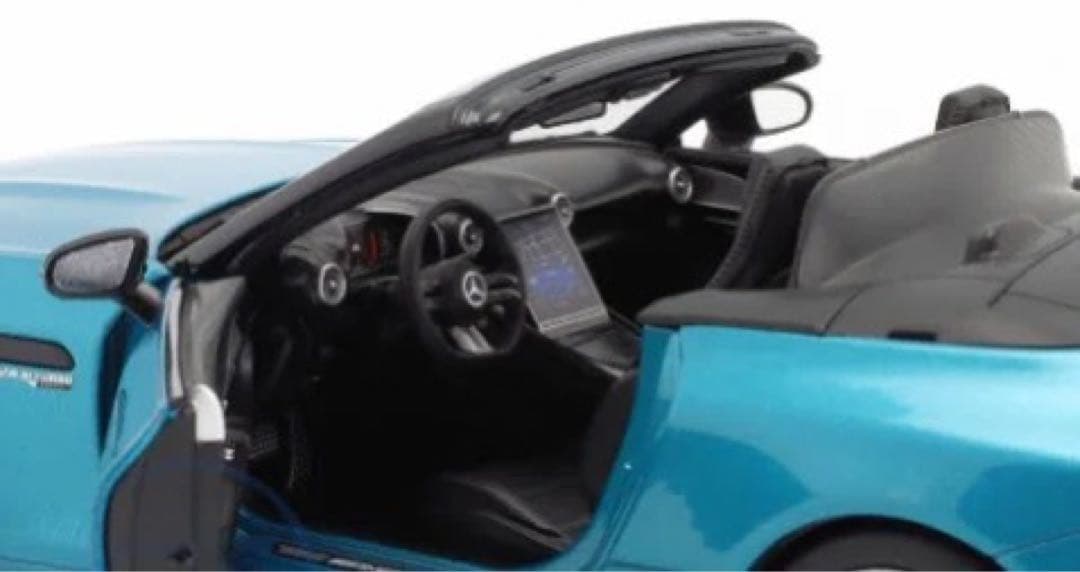 【未開封】1/18メルセデス特注品AMG SL(R232)ハイパーブルー