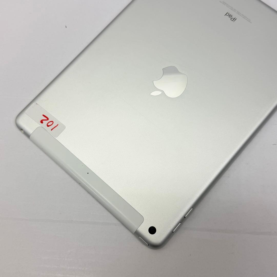 良品 iPad (第6世代) 32GB Wi-Fi + Cellularモデル