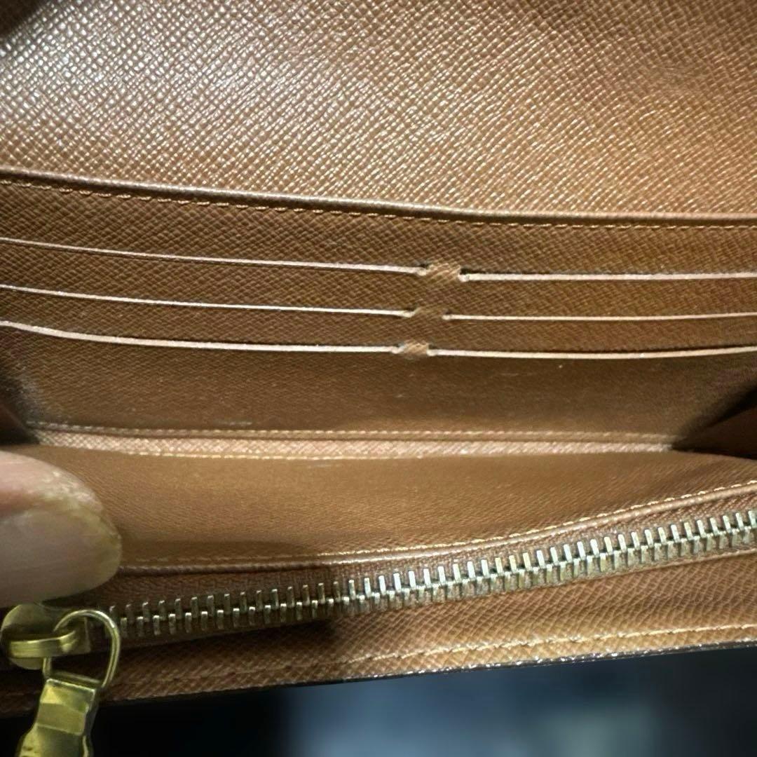 12☆外観美品/優良品♪カード10枚タイプ☆サラ長財布