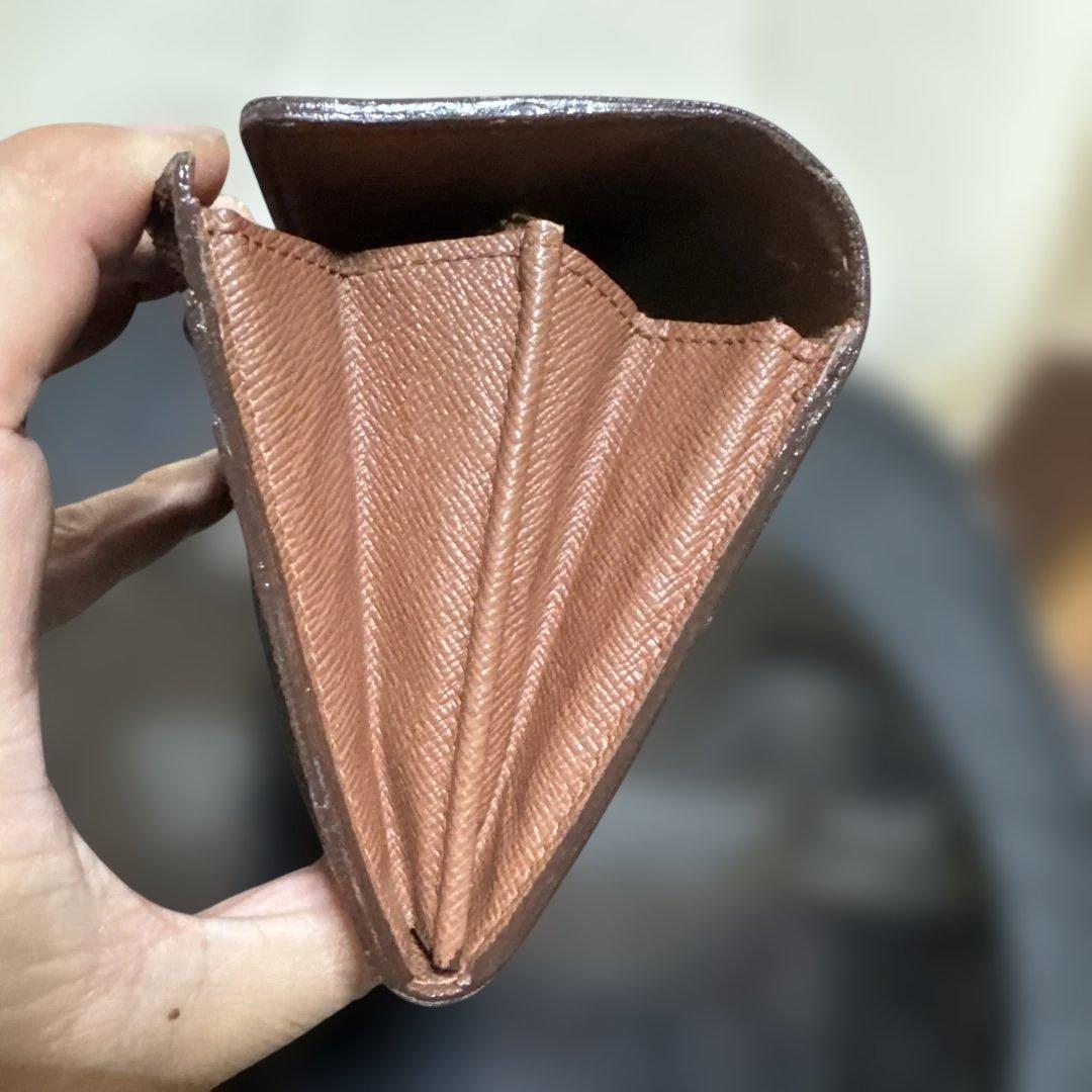 12☆外観美品/優良品♪カード10枚タイプ☆サラ長財布