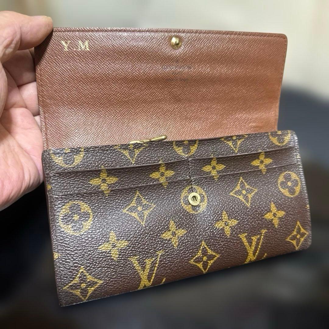 12☆外観美品/優良品♪カード10枚タイプ☆サラ長財布