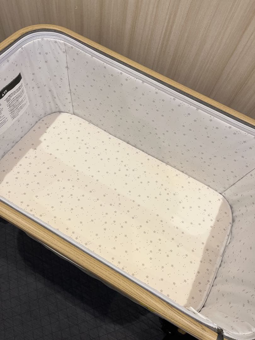 まる【人気】HZDMJベビーベット　グレー　持ち運び可能