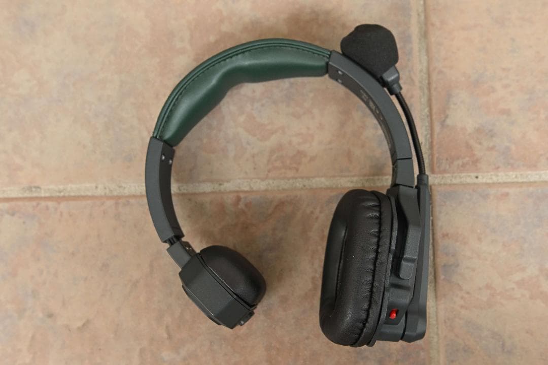 ヘッドホン Hollyland Solidcom SE Pro 4S (1.9 GHz)