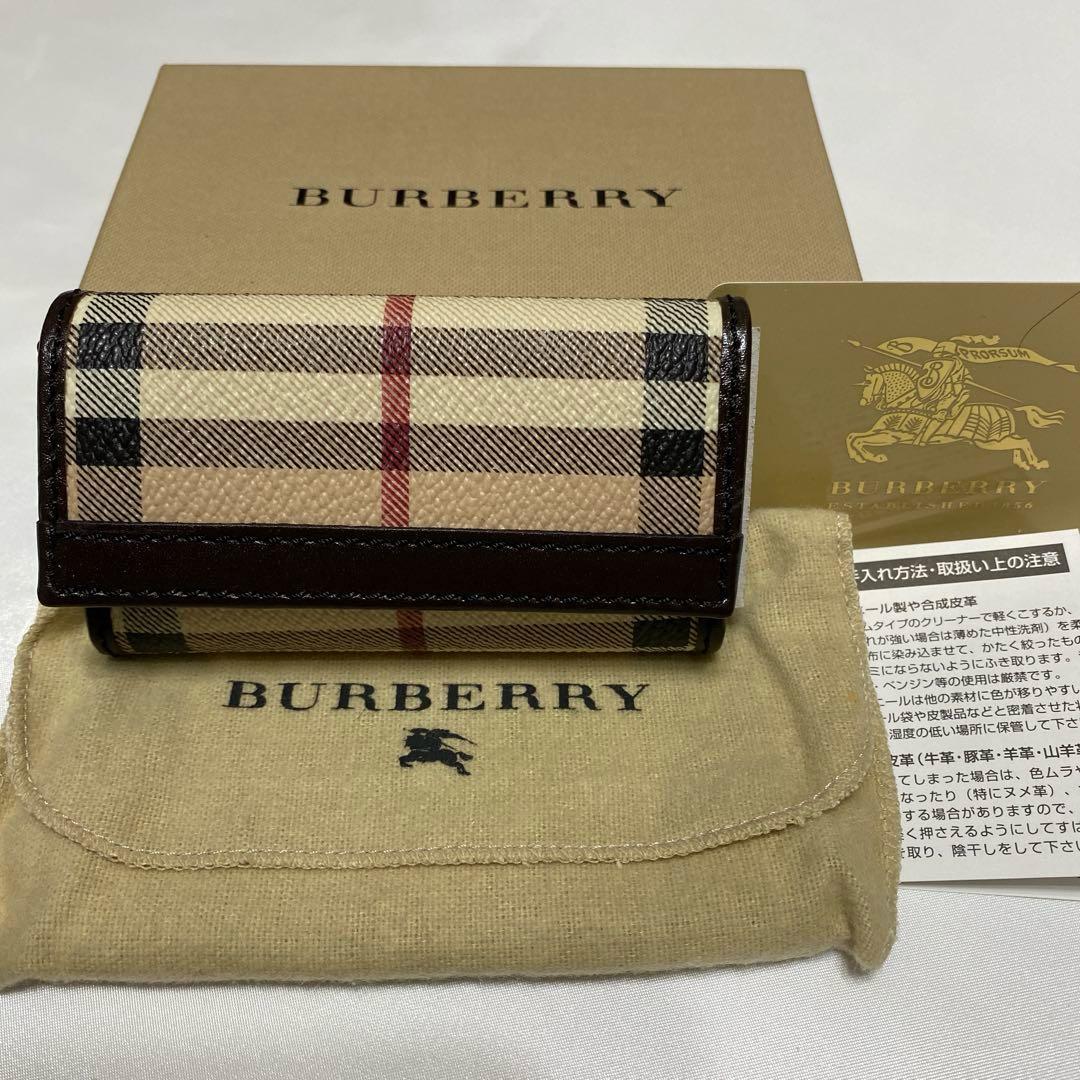 未使用　バーバリー　BURBERRY　6連キーケース　PVCレザー　チェック柄