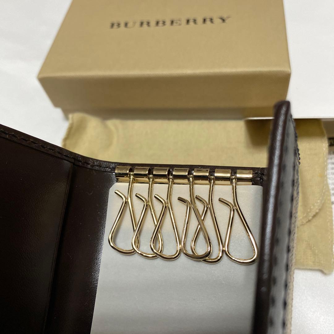 未使用　バーバリー　BURBERRY　6連キーケース　PVCレザー　チェック柄
