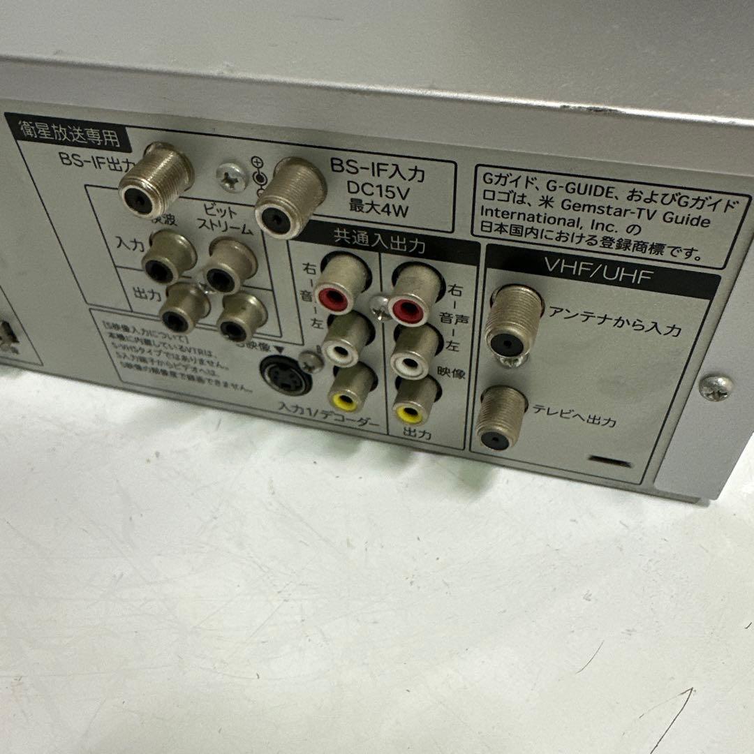 お値下げ‼️Sharp HDD・DVD・ビデオ一体型レコーダー DV-TR12