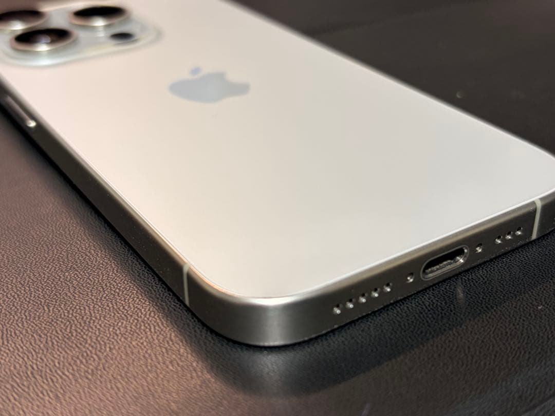 ✨【極美品】iPhone 15 Pro 256GB / バッテリー良好88%