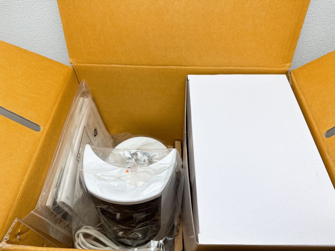 331-【未使用】Hurom スロージューサー H2H ホワイト