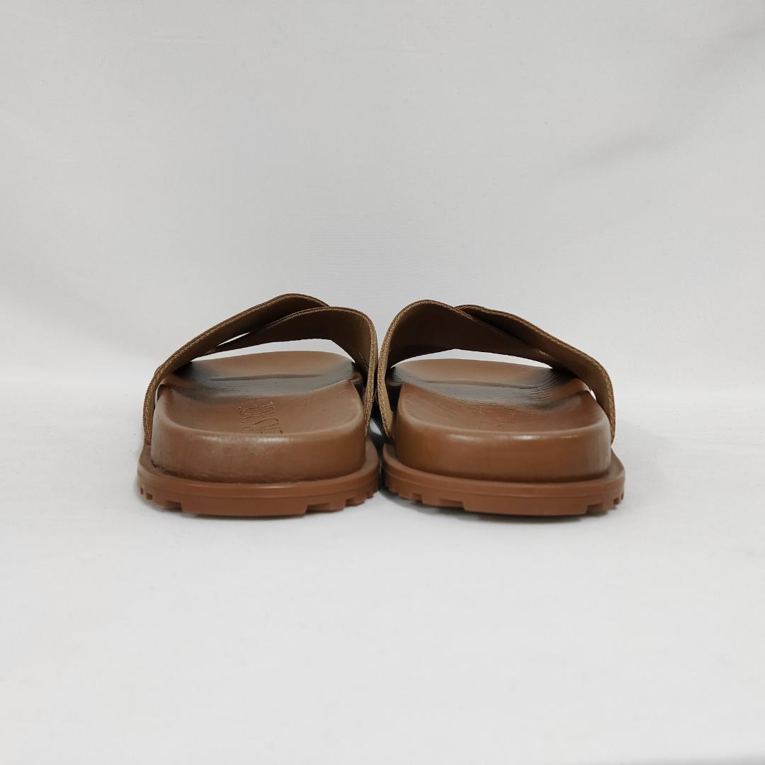 ○★新品 未使用 VERSACE オールオーバー ロゴ サンダル ブラウン