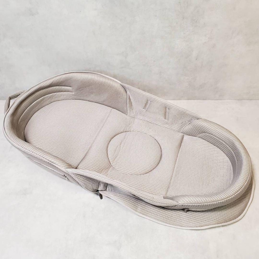 neomamaism ベッド・イン・ベッド