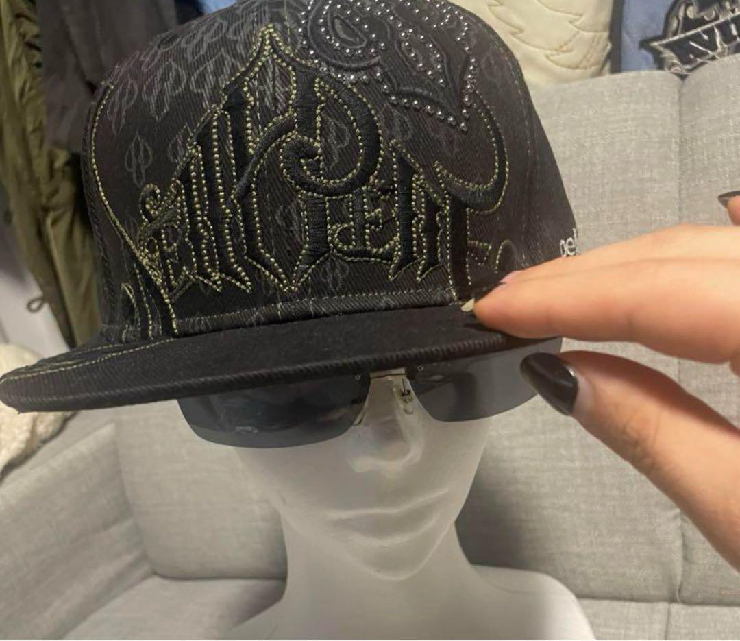 pellepelle 4点セット刺繍入りキャップ、リストバンド、 ネックレス