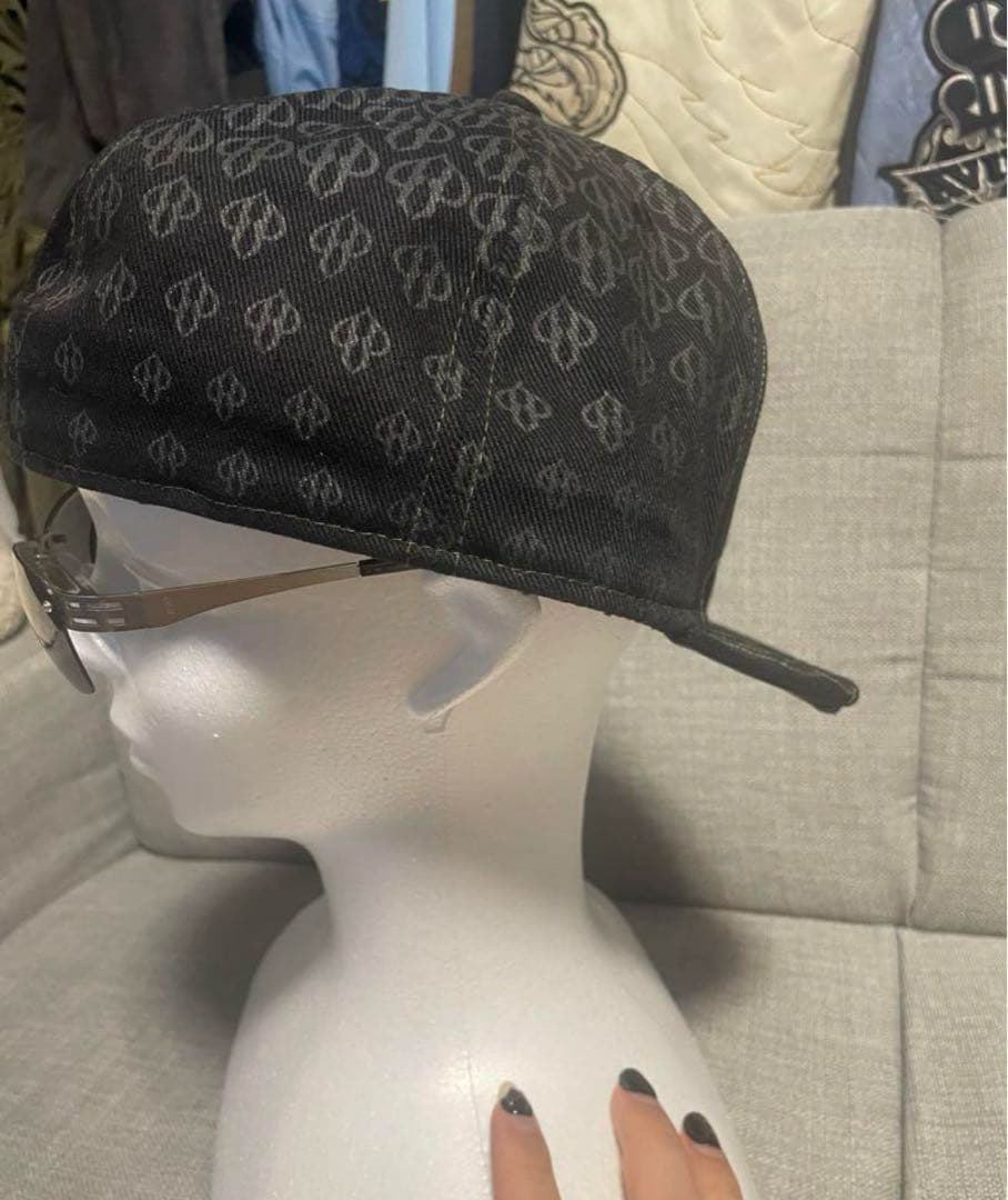 pellepelle 4点セット刺繍入りキャップ、リストバンド、 ネックレス