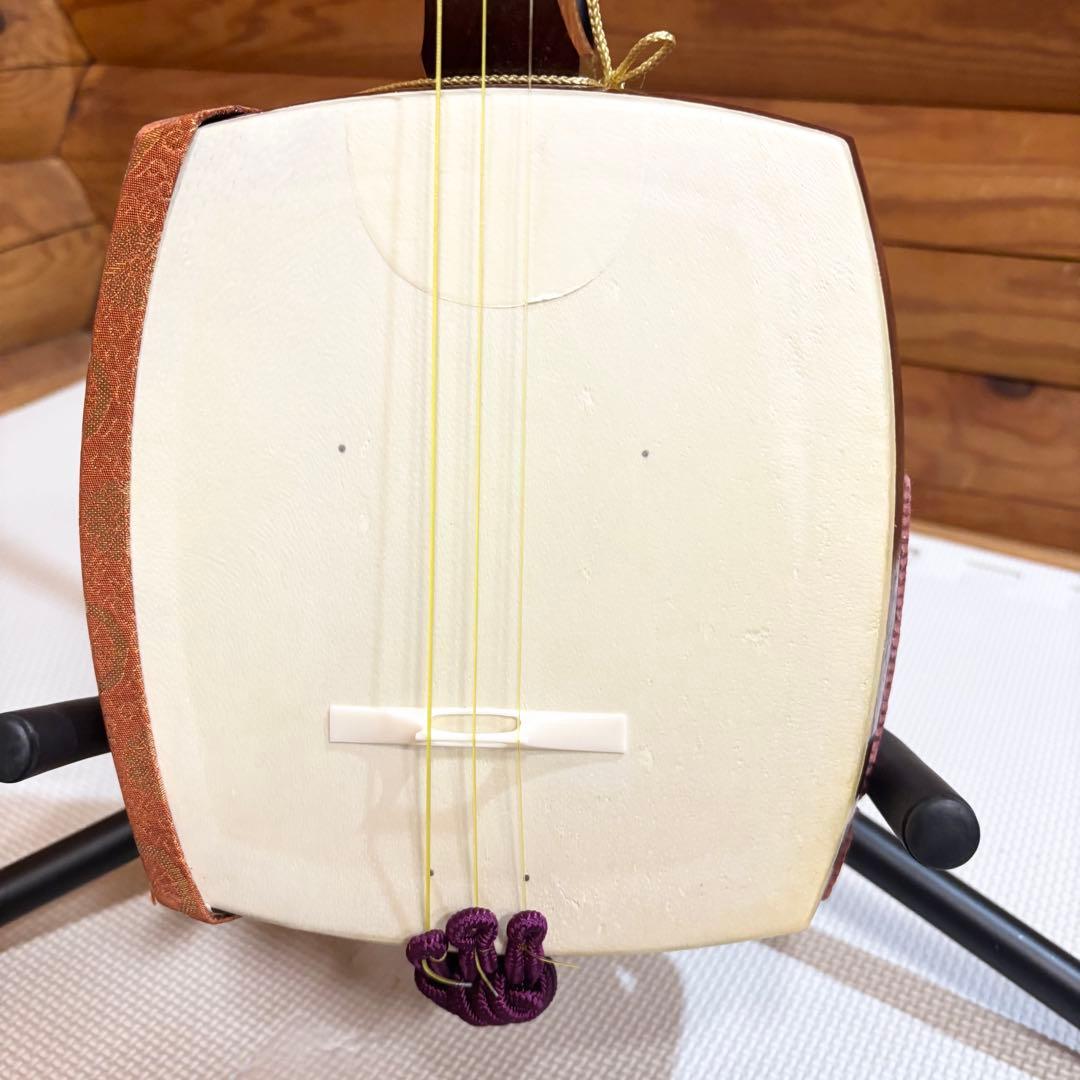 三味線 中棹 丸内胴 山サワリ 鼈甲バチ 犬皮