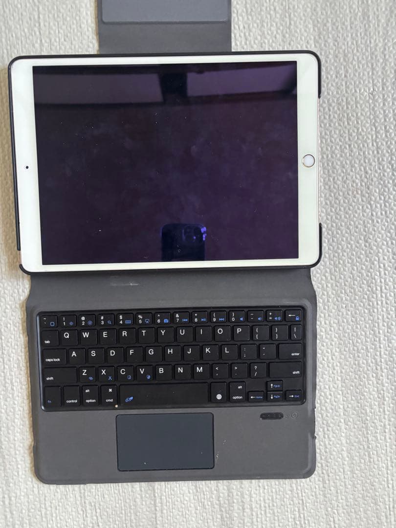 値下げiPad Pro 10.5inch 256G Wi-fi キーボード付き