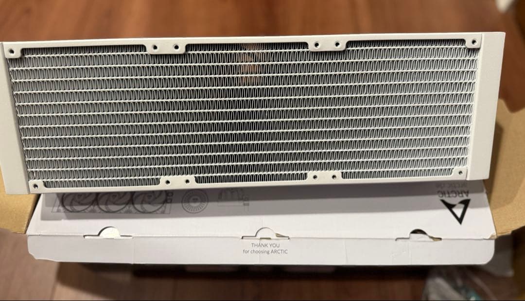 PC用ファン・クーラー ARCTIC Liquid Freezer III 360 A-RGB WH