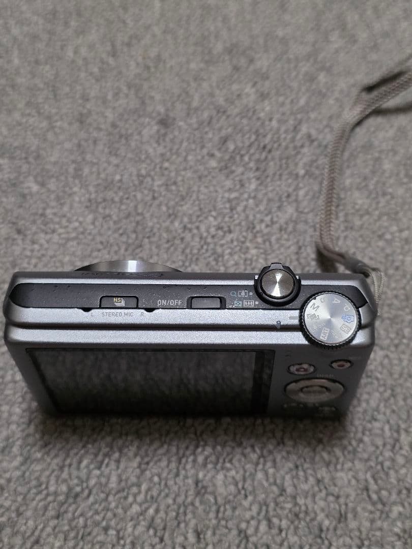 CASIO EXILIM EX-ZR400コンパクトデジタルカメラ