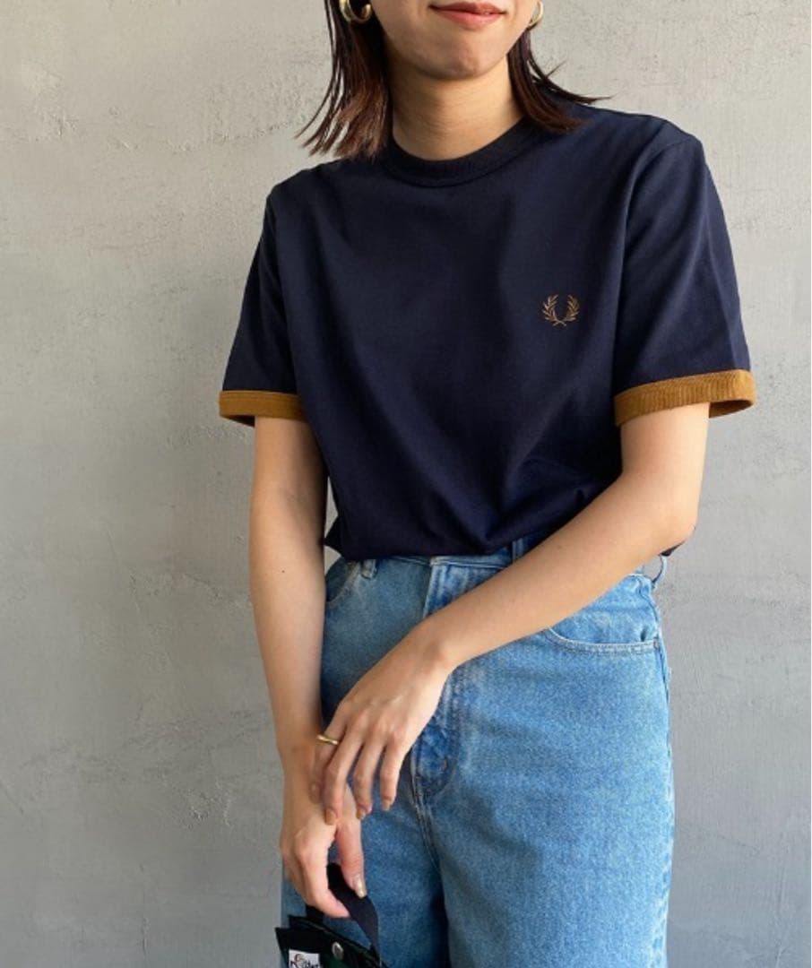 FRED PERRY フレッドペリー　別注 ワンポイントロゴ刺繍 鹿の子Tシャツ
