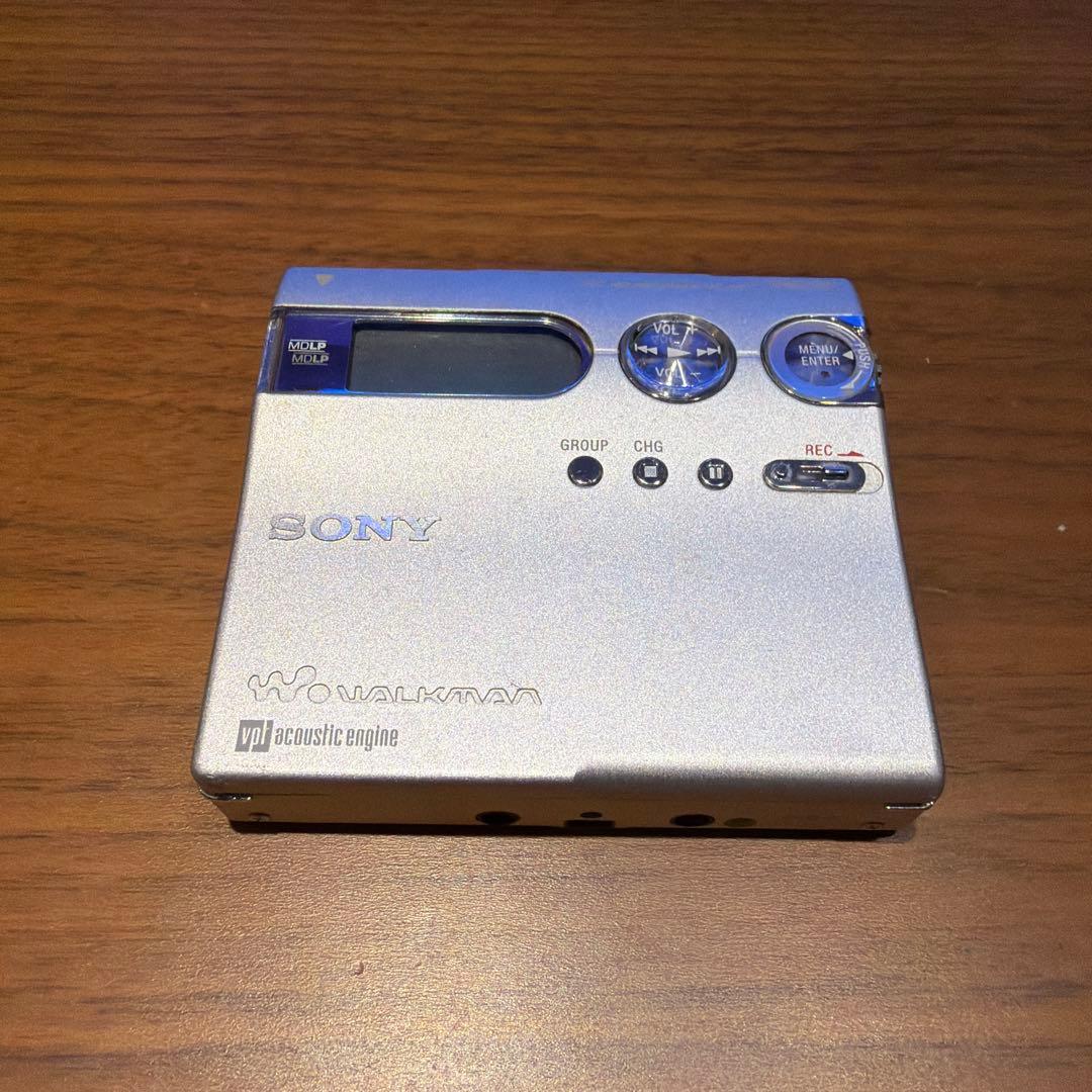 【美品】SONY WALKMAN ポータブルMDプレーヤー