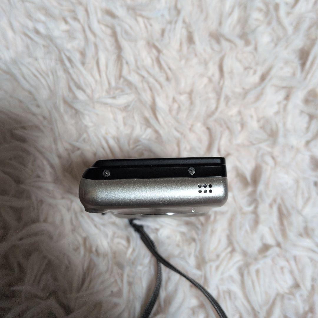 Nikon COOLPIX A10 単三電池駆動