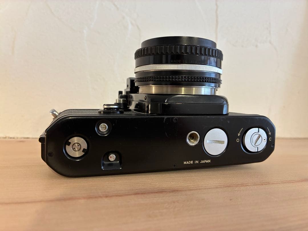 ニコンNikon F2 ブラック& NIKKOR Ai-s 50mm f/1.8