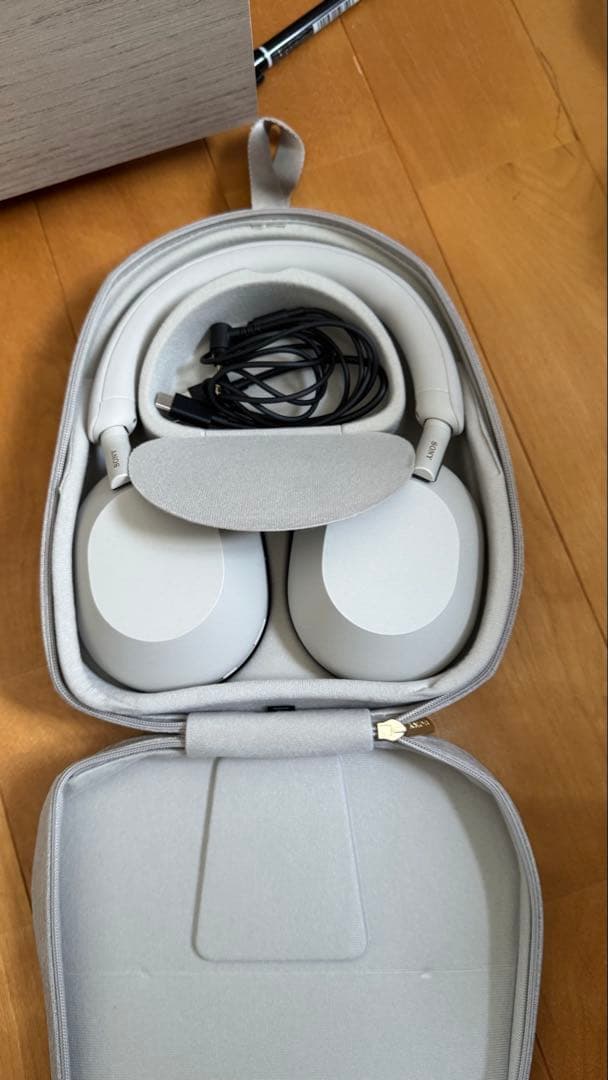 SONY WH-1000XM5 ワイヤレスヘッドフォン