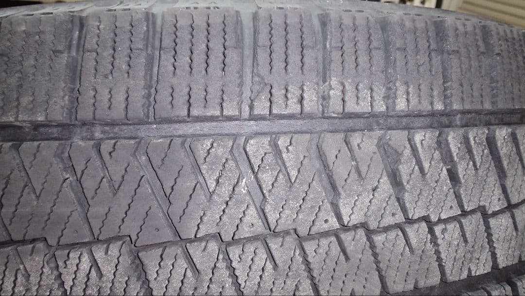 215/55R17 VRX2 17インチ スタッドレスタイヤ ホイールセット