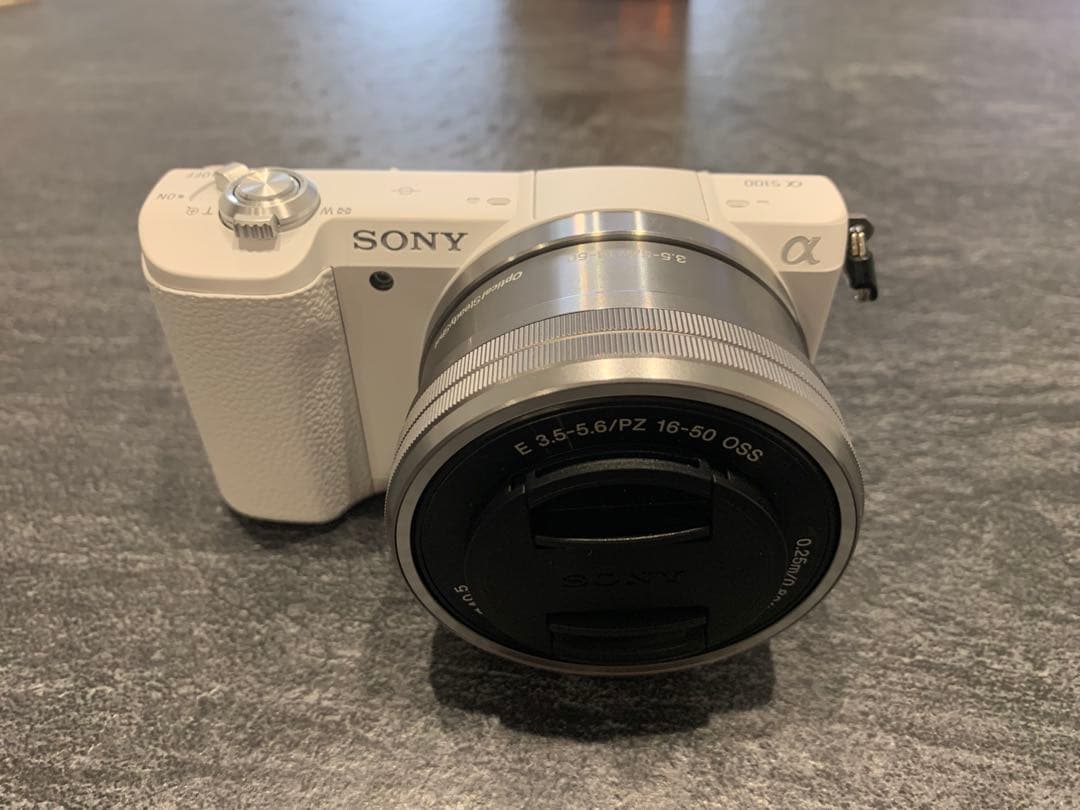（美品）SONY α5100 ミラーレス一眼カメラ