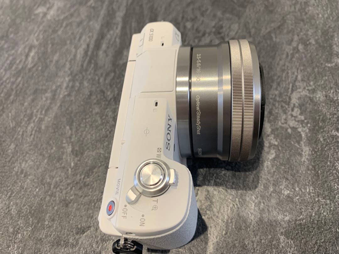 （美品）SONY α5100 ミラーレス一眼カメラ