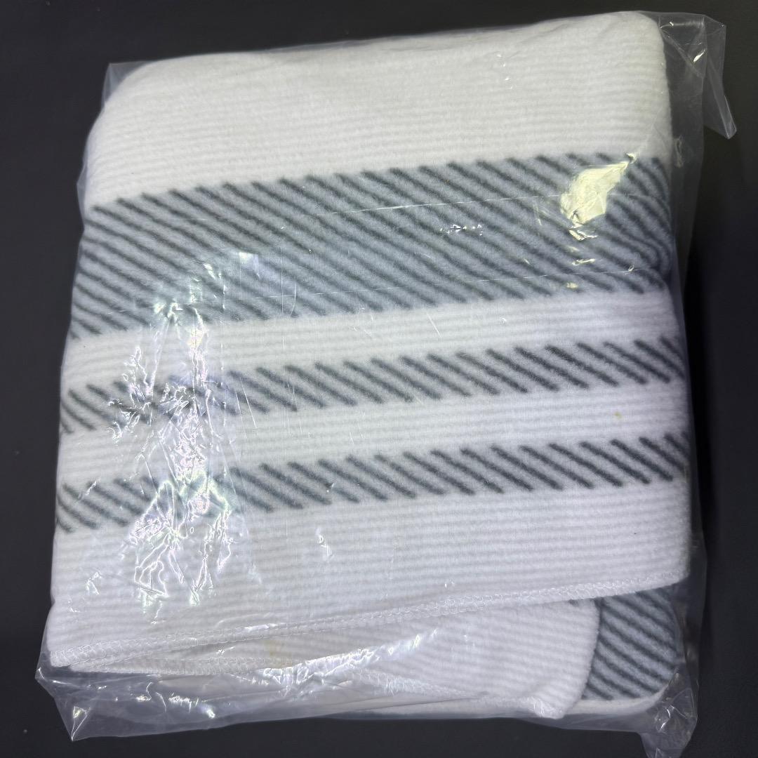 ◉H右横1002 未使用保管品 電気毛布 コントローラー付き 毛布 3点まとめ