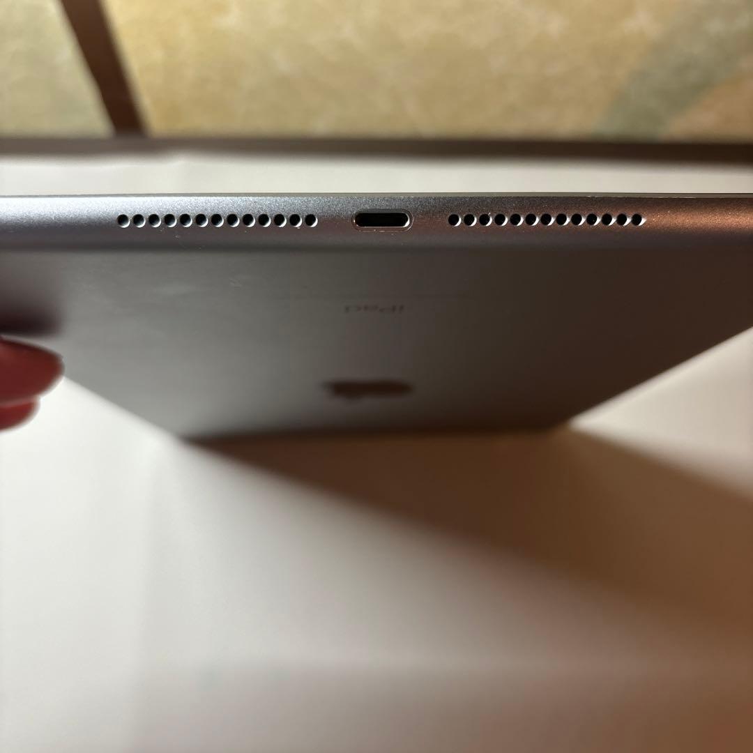 Ipad 5世代 Sim Free 32GB