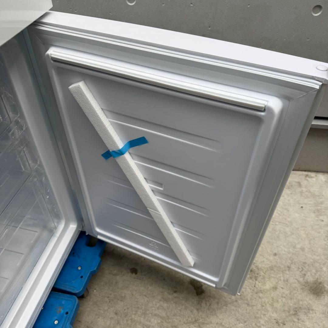 195⭐️2025年製★新品、未使用品★アイリスオーヤマ　冷蔵庫　一人暮らし