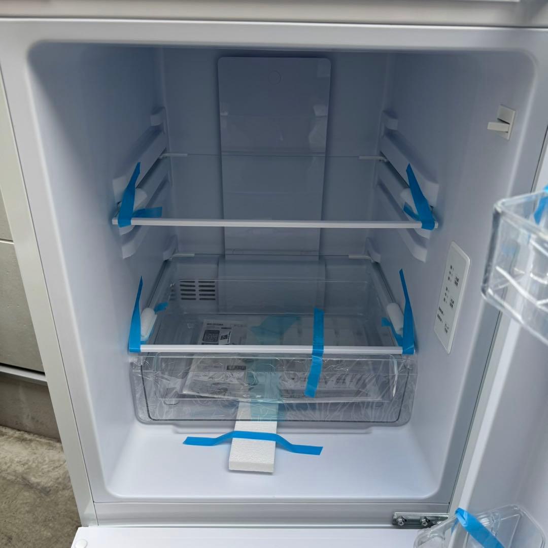 195⭐️2025年製★新品、未使用品★アイリスオーヤマ　冷蔵庫　一人暮らし