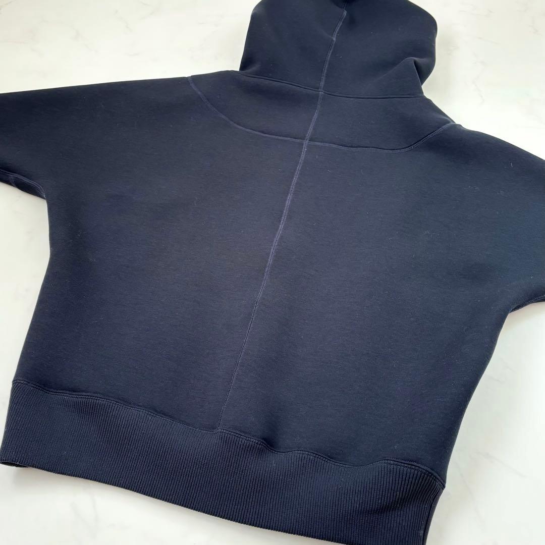 ダブルスタンダードクロージングESSENTIALダンボールロゴジップフーディー