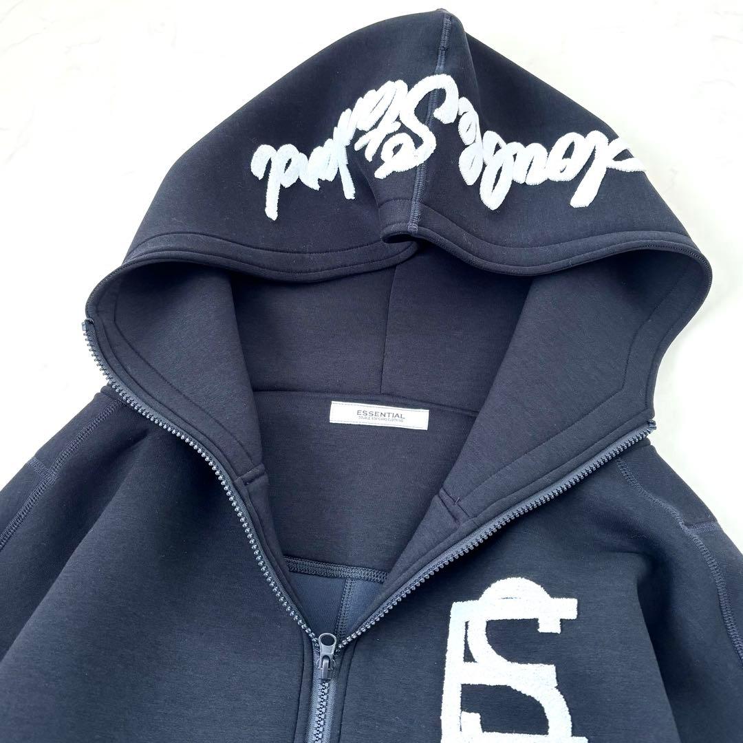 ダブルスタンダードクロージングESSENTIALダンボールロゴジップフーディー