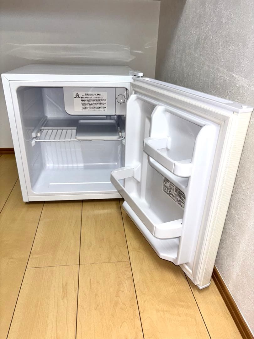 Abitelax 冷蔵庫 美品使用期間4ヶ月　1ドア 45リットル　説明書付き